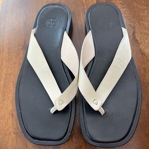 Massimo Dutti Leather Flip Flops Thong Sandals 39